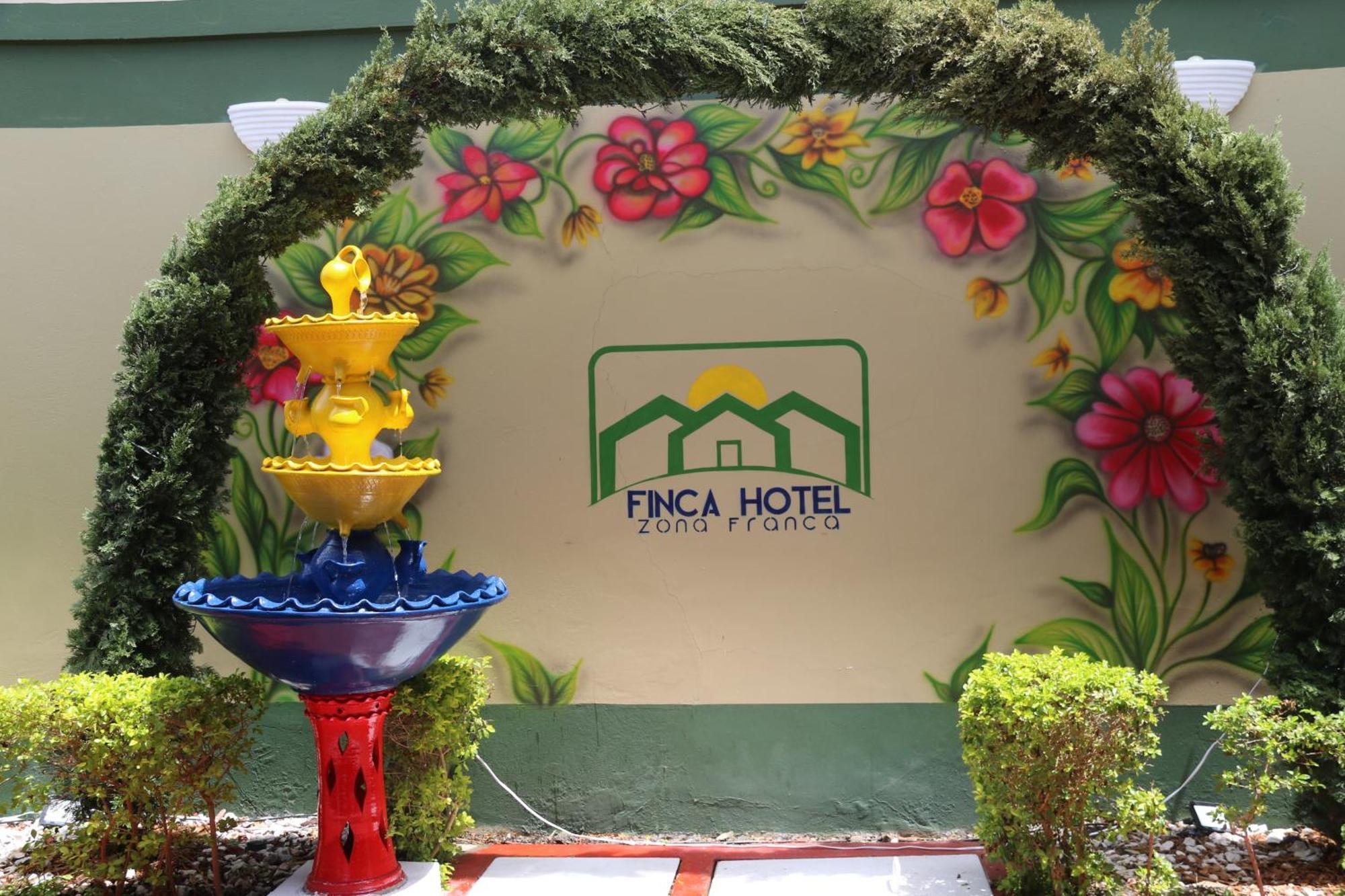 Finca Hotel Zona Franca Rionegro Exterior photo